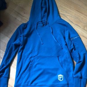 Athlesuire hoodie with cool cowl detail!